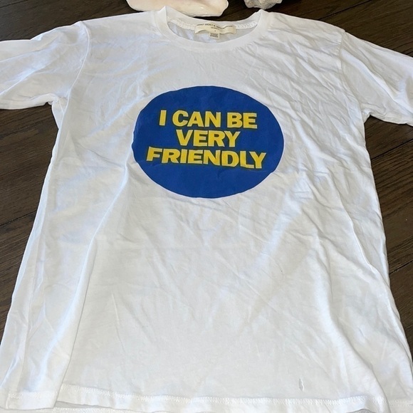 URBAN Outfitters very friendly tee -M New - Picture 3 of 9